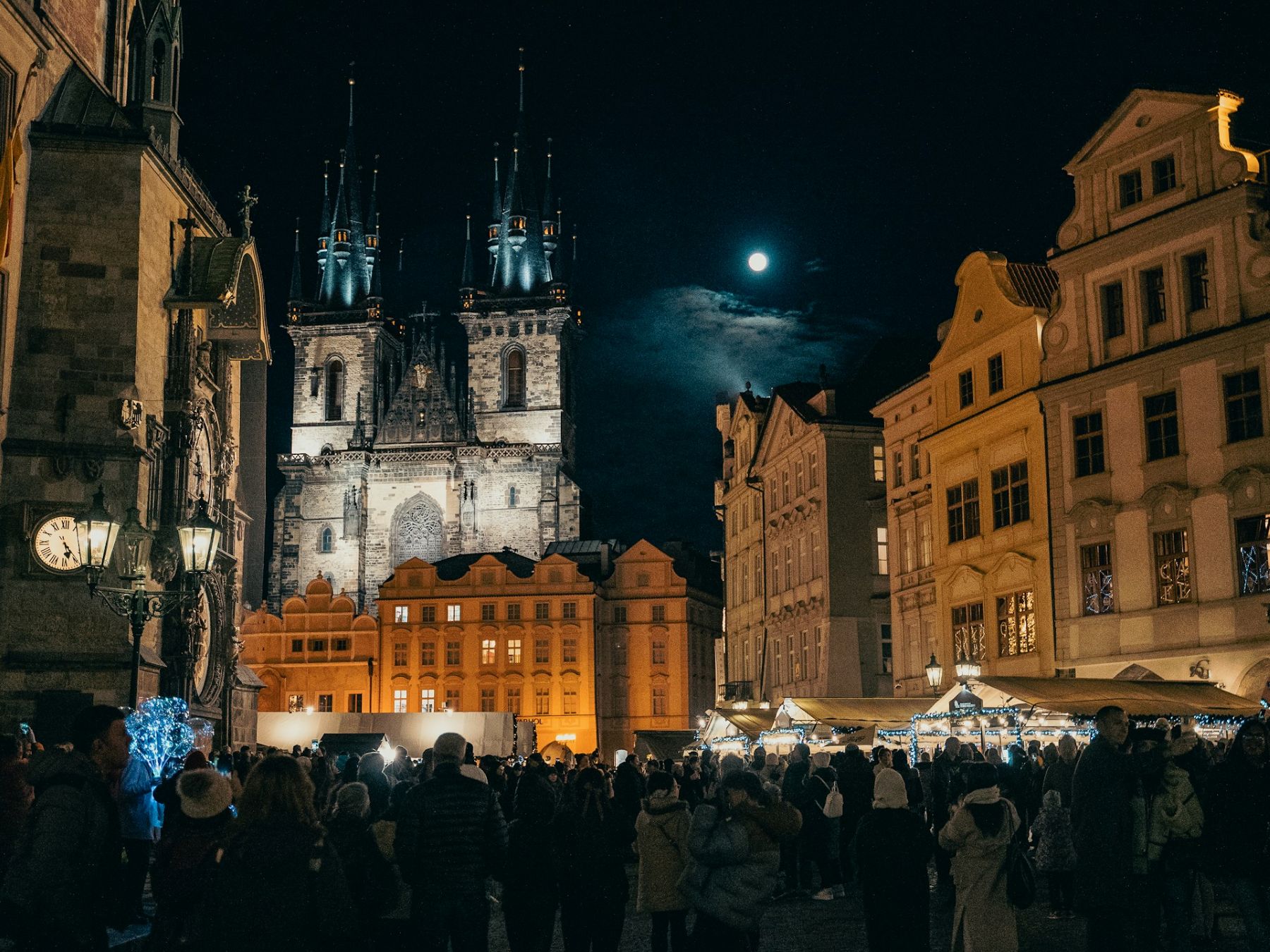 prague Old Town Square Christmas Market unsplash prague Old Town Square Christmas Market unsplash