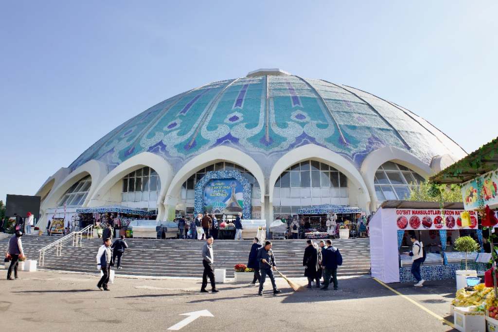 Chorsu Bazaar in Tashkent, Uzbekistan 