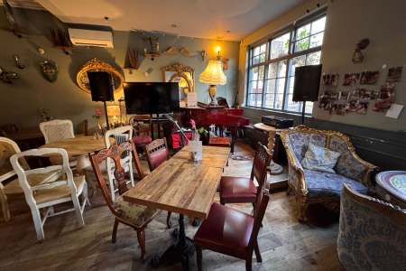 An Angel in the Heart of Bow