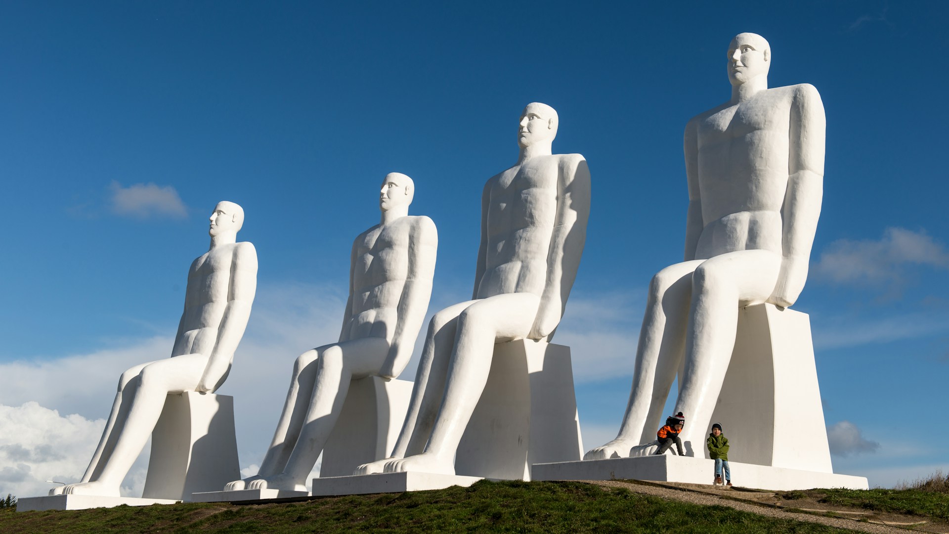 Esbjerg-Denmark-wolfgang-weiser-oGllDgwQ728-unsplash