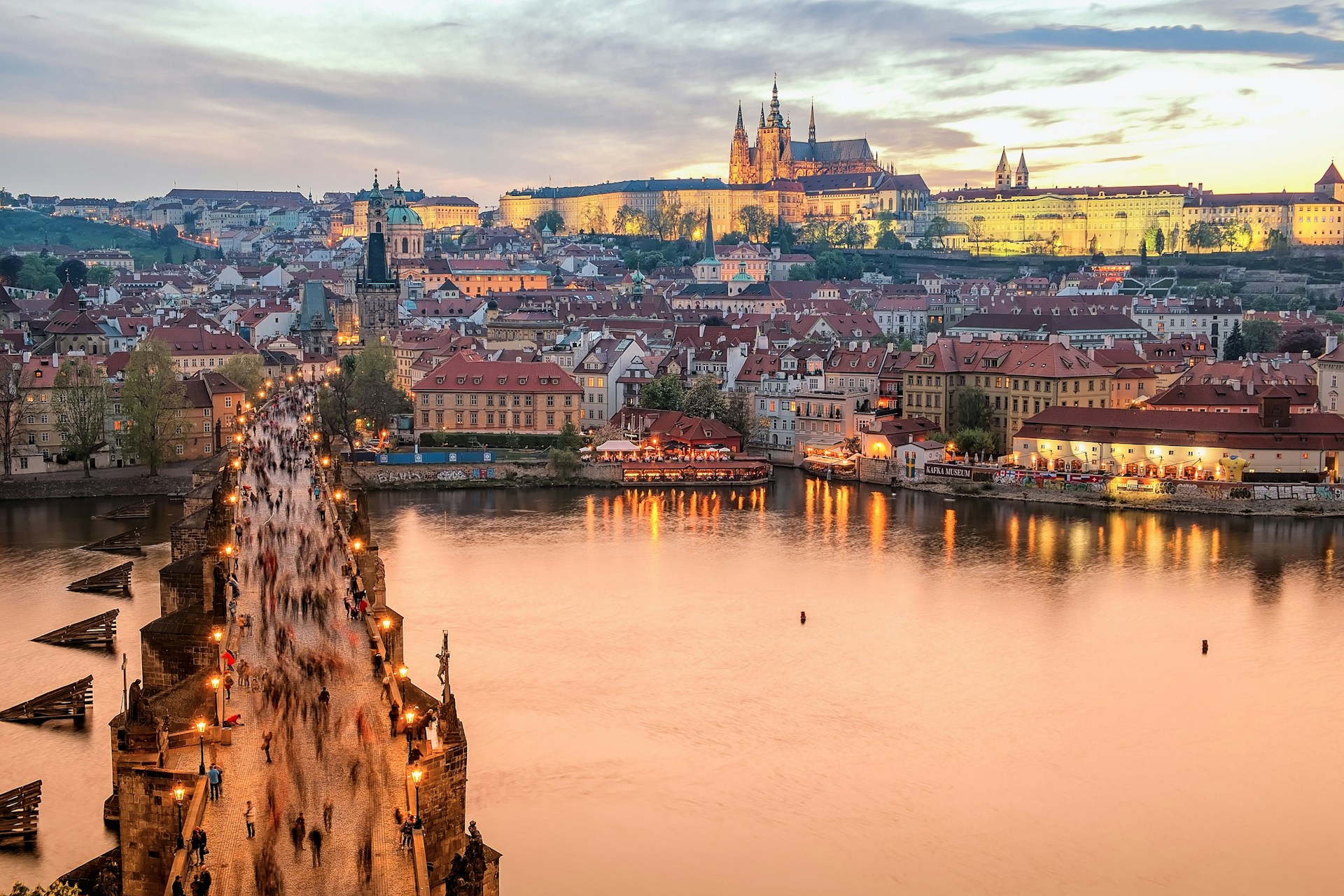 Prague-Czechia-william-zhang-6En4WYsNYXM-unsplash