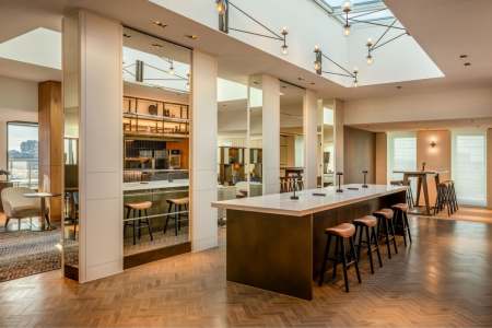 A Weekend in London: The Best Downtown Stays and Concierge Secrets