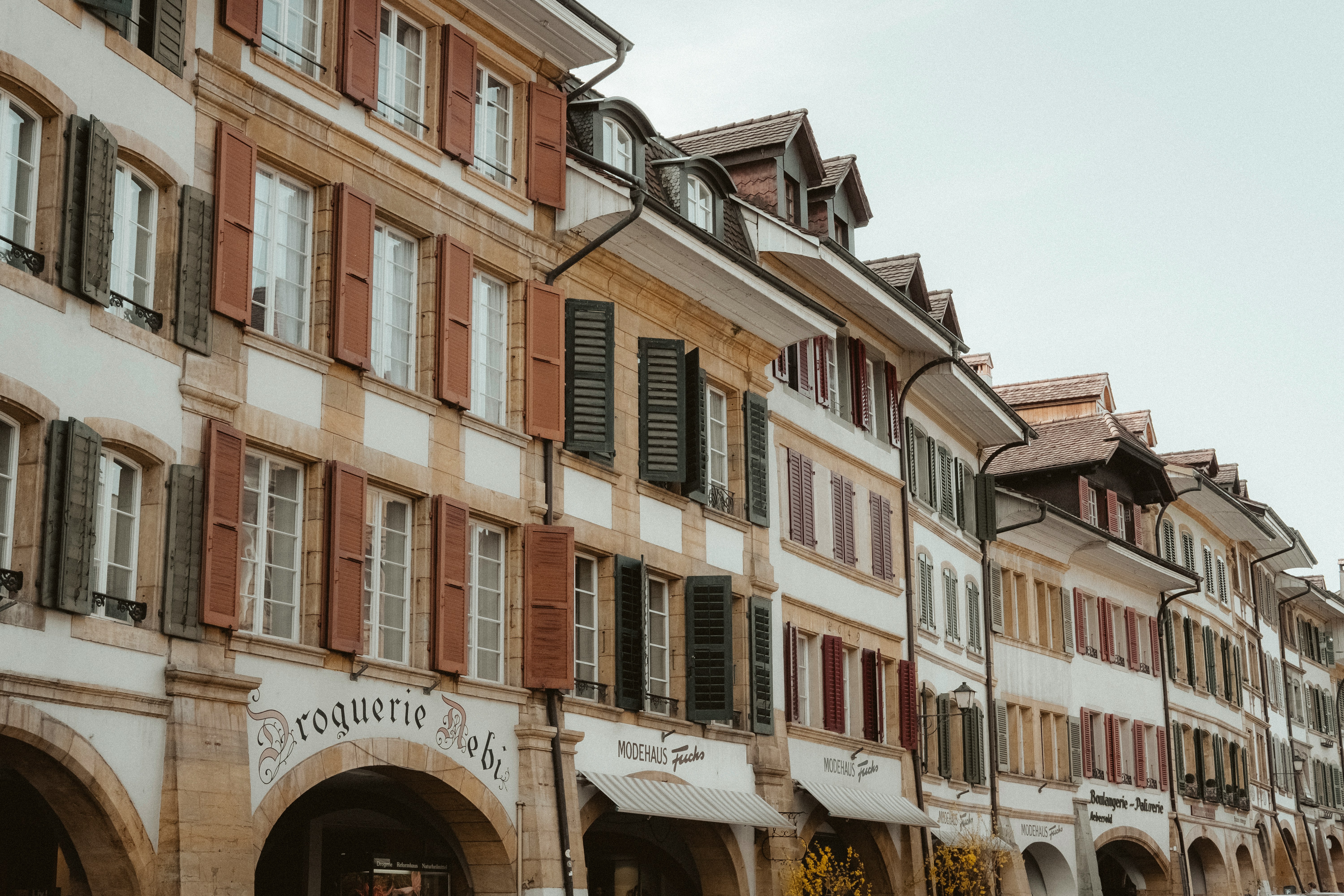 murten-switzerland-joel-jasmin-forestbird-MLJ524VZ38w-unsplash
