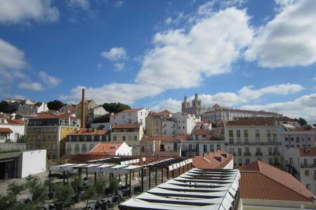 Portugal’s Tourism Sector sees 3% Increase in New Arrivals