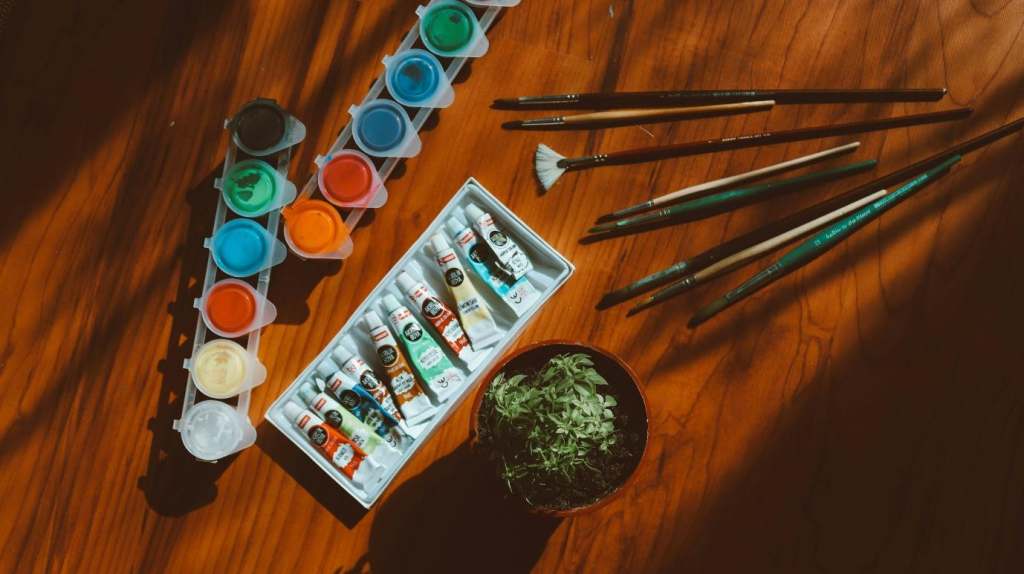 Paints unsplash
