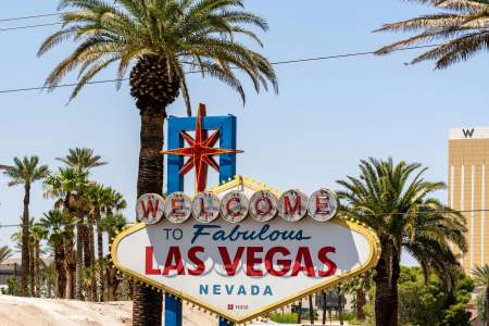 Vegas Personal Injury Lawyer vs Self-Representation: Factors to Consider