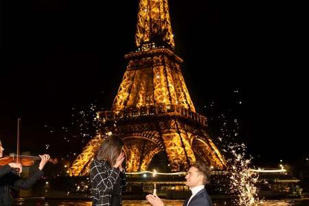 Proposal in Paris vs. London: Why the City of Light Remains the Superior Luxury Choice