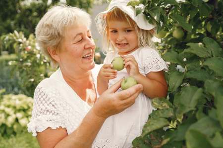 5 tips for planning the perfect multigenerational holiday