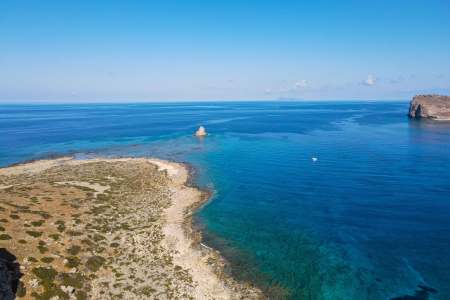 A Practical Naturist Guide to Nude Beaches in Greece