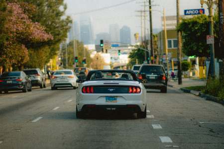 What to Know Before Borrowing a Car While Travelling in the USA