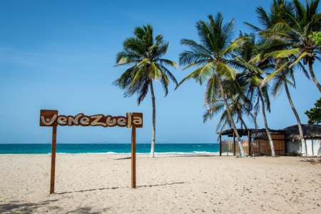 Nude Beaches in Venezuela: A Practical Naturist Travel Guide