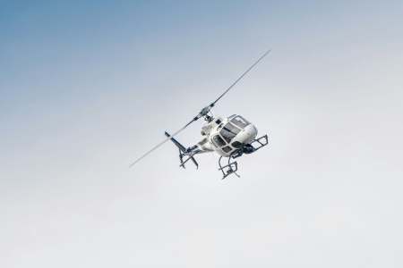 Can You Train as a Helicopter Pilot After 40? Myths, Requirements, and Career Opportunities