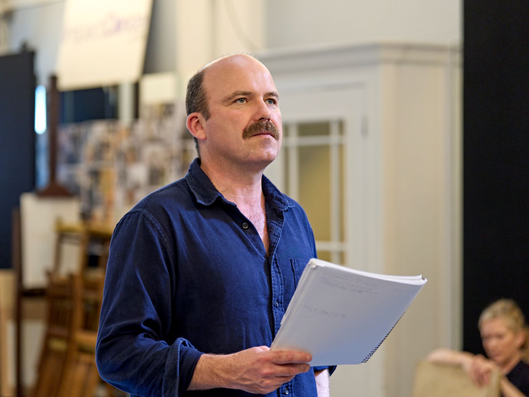 Rory Kinnear in rehearsals for The Standard of Living (credit Manuel Harlan)-033 Rory Kinnear in rehearsals for The Standard of Living (credit Manuel Harlan)
