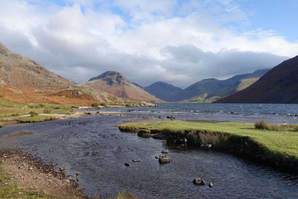 can you wild camp in the lake district