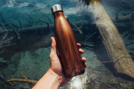 Thoughtful Gift Ideas for Friends Who Love to Travel and Explore the World